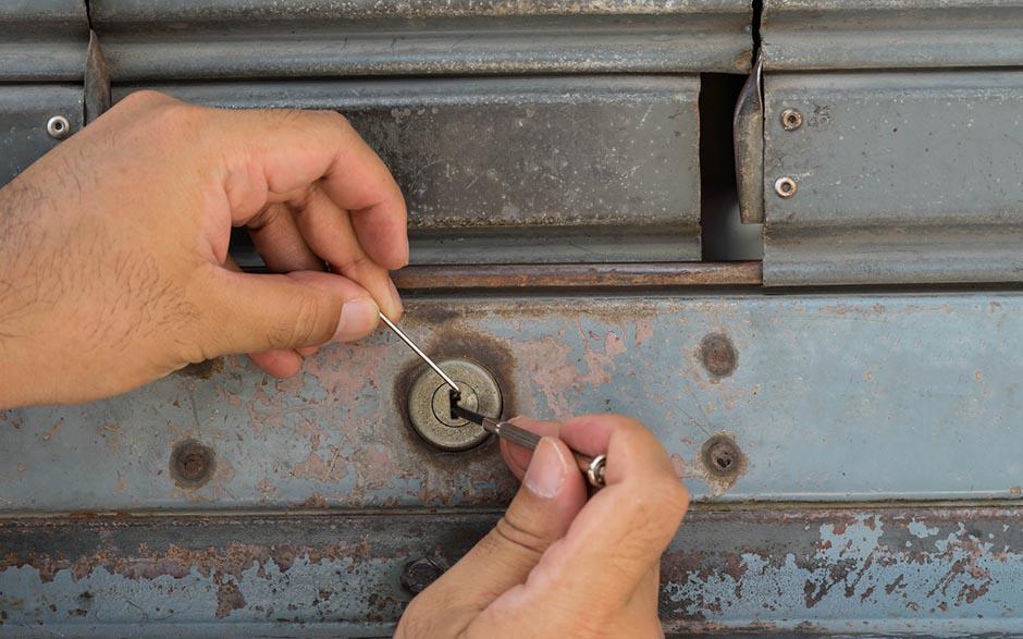 ouverture de porte claquée serrurier Eaubonne